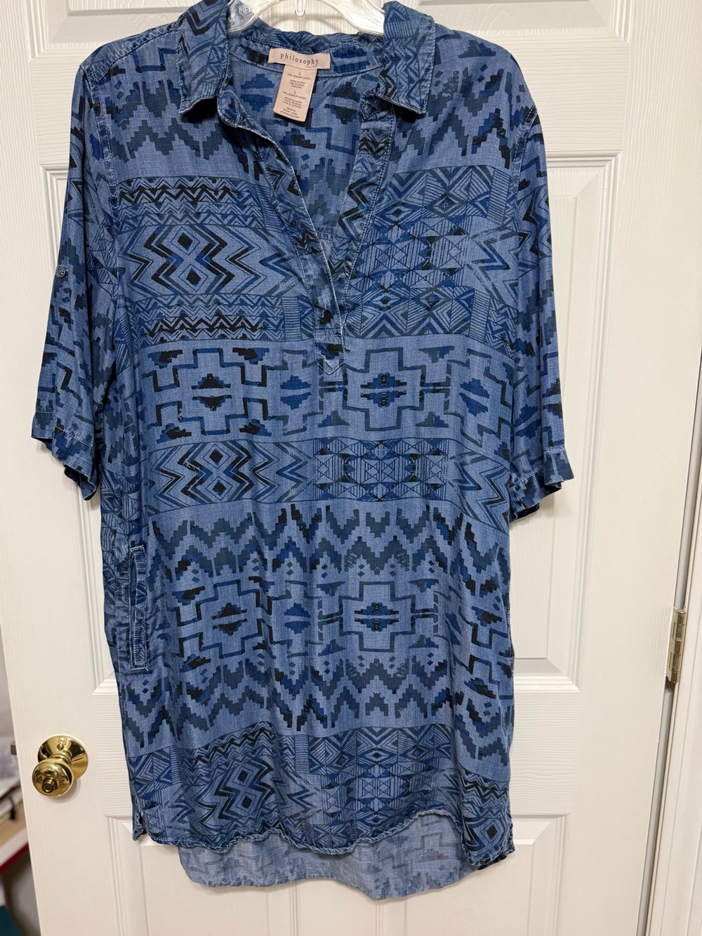 Philosophy Blue Geometric Short-Sleeve Button-Down Dress Shirt Large